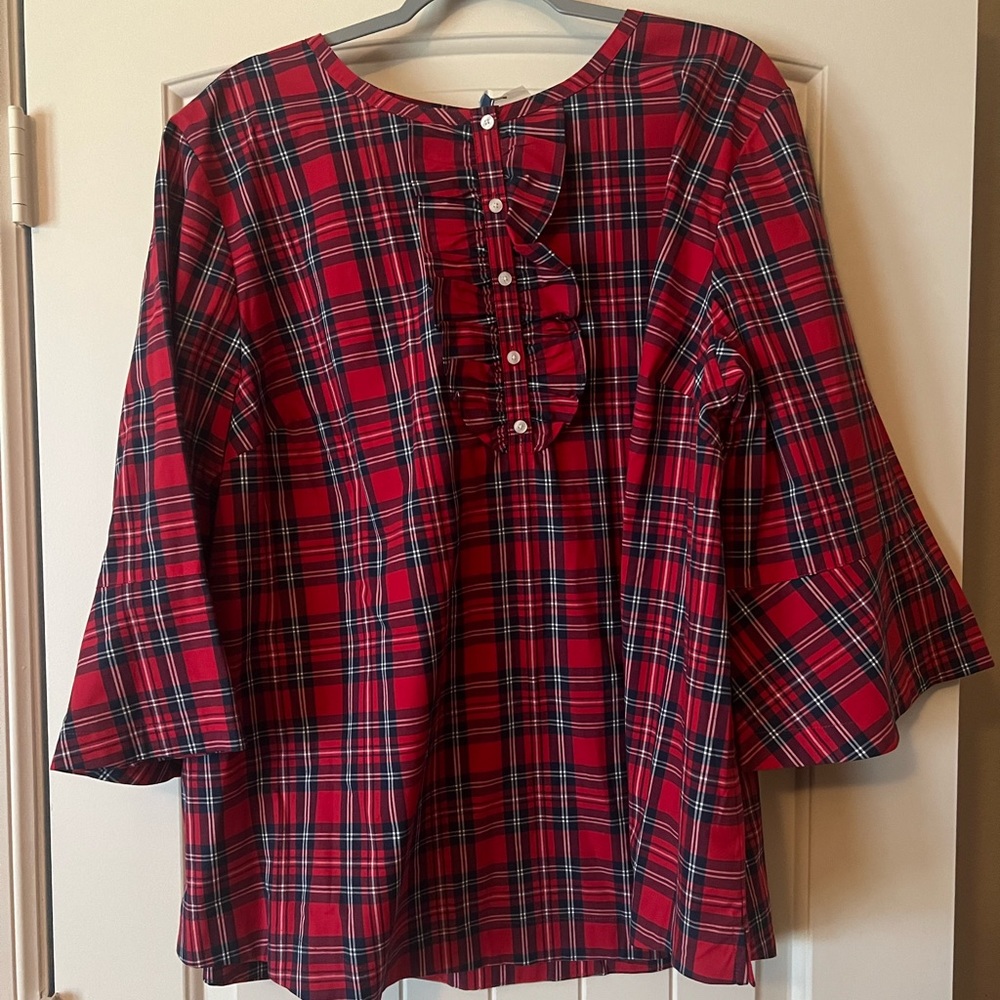 Draper James Plaid blouse with cute buttons and quarter sleeves